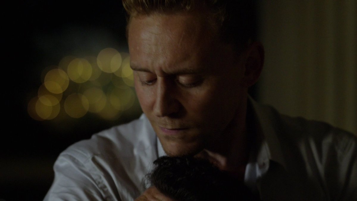 jakelinesanders's tweet image. More angry moments with Prince Hal/ King Henry V and Jonathan Pine!
I don't know why but Tom looks soo good angry😍
#TomHiddleston @HiddlestonSpam #AngryHiddles