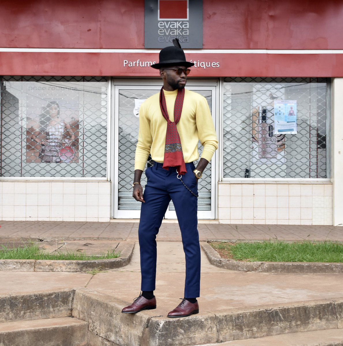 matmbane56's tweet image. Il n’y a qu’une seule réponse à la défaite : c’est la Victoire &amp;gt;&amp;gt; w. Churchill

Tâchons de rester Majestueux en tout lieu et en tout temps. #fashion #mensty
