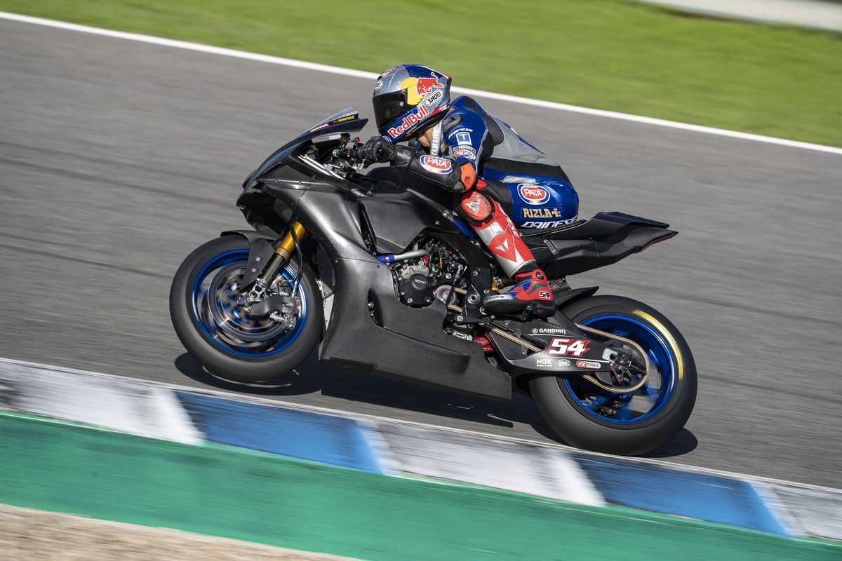 Özlenen ⚡ #yamaha #yzfR1