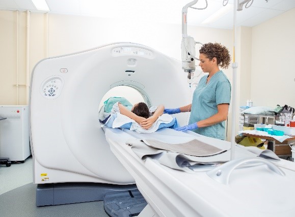 UNCH_Careers's tweet photo. UNC REX #Healthcare is #hiring 3 #CTTechnologists in #Raleigh! One position is full time and two are per diem. These positions will conduct procedures and tests using #ComputerizedTomography (CT) and much more! Learn more and apply here: https://t.co/RFG0M3hKl8 | #ctscan https://t.co/Ci4v2LMHd1