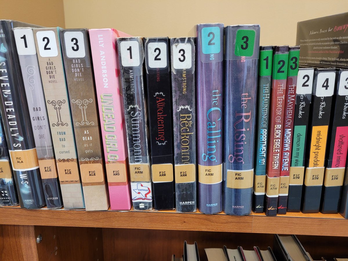 RepVal85's tweet image. Did ya figure it out? We #moved the #books to physical #genres Woo! Swing by and #checkusout #adventure #scifi #horror #realistic #historical #sports #mystery #fantasy #knightsread #uKnighted