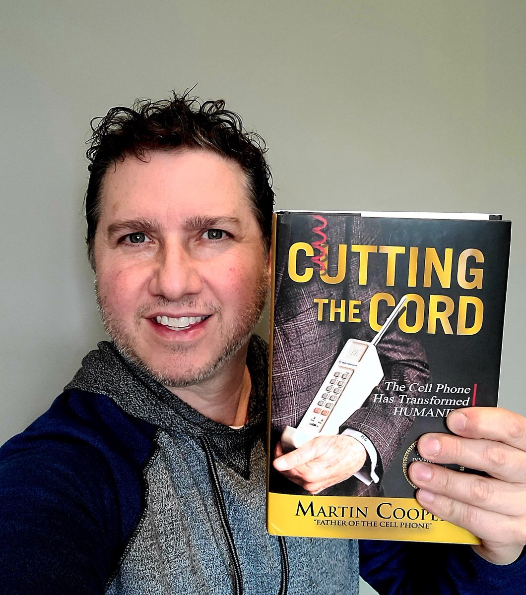 marc_saltzman's tweet photo. Thank you Martin Cooper @MartyMobile, the "Father of the Cell Phone," for sending me a copy of your new book, Cutting the Cord! Loved interviewing you a few years ago. One of Time Magazine’s Top 100 Inventors in History shares his origin story of the cellphone &amp; where it's going. https://t.co/PUsgnyFOAa
