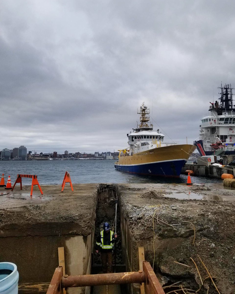 DesignPointEng's tweet image. Pretty nice view for an afternoon survey! We’re finishing up some inspection of a new outfall pipe at Dartmouth COVE.