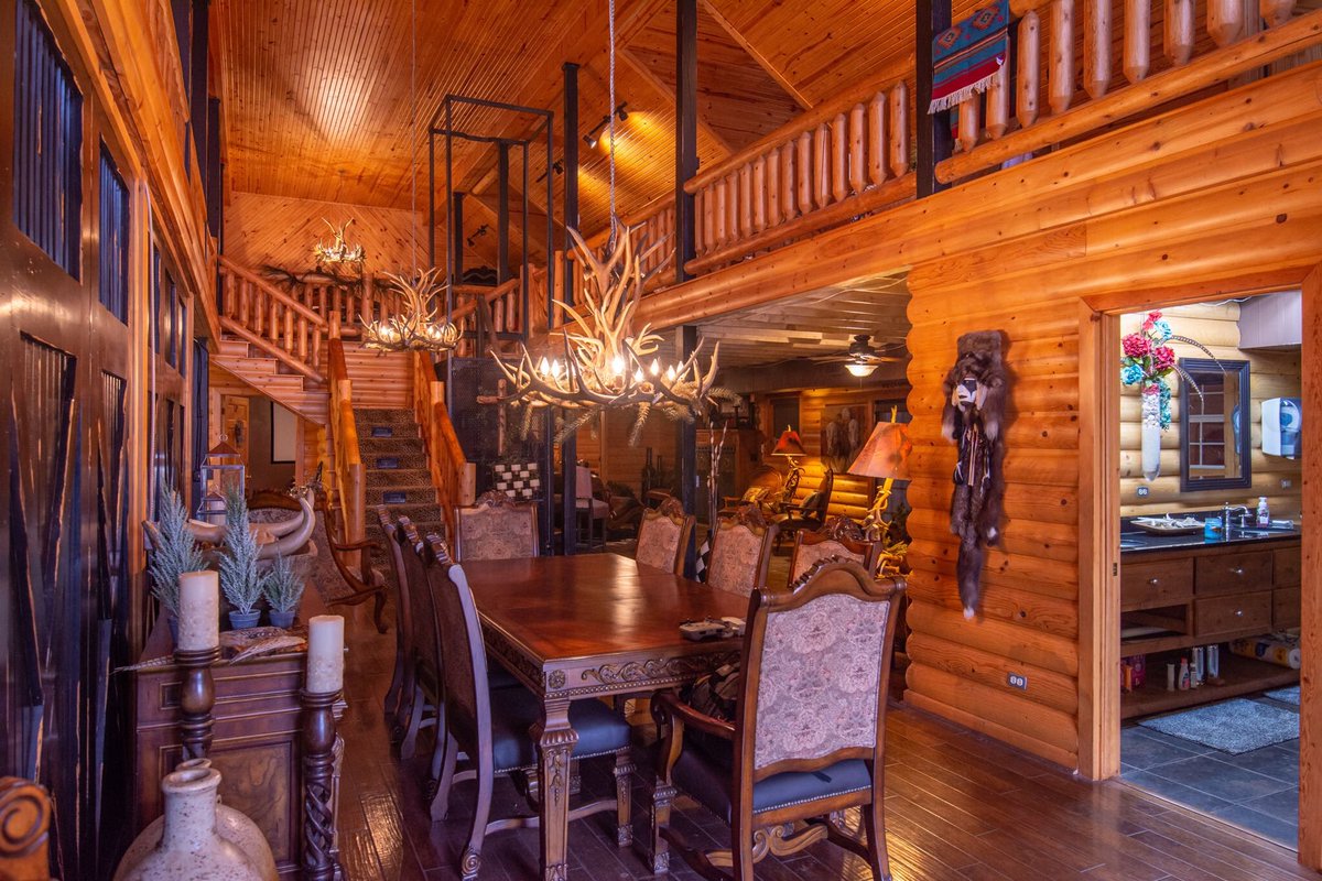 Lots of western furniture and home decor up for sale! Message me if you see something you like! Also have multiple John Wayne pictures and cut outs for sale.