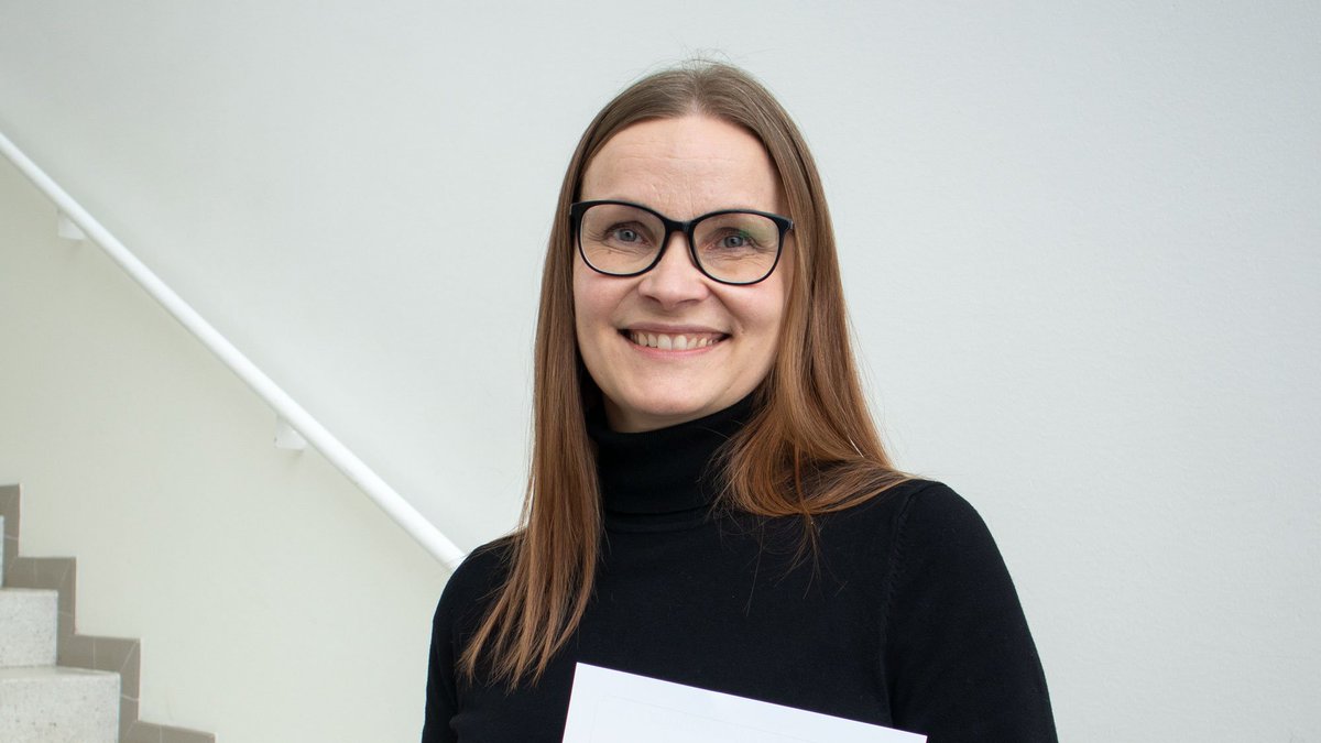 univaasa's tweet photo. Professor in #HRM Liisa MÀkelÀ @llbm1 and her #LEADIS team were given the University of Vaasa Science communication award. The honourable mention was awarded to Assistant Professor of #Finance @KlausGrobys
Read more: https://t.co/q7KHtCr7NC
#univaasa #university #scicomm https://t.co/XgtOigpHY3
