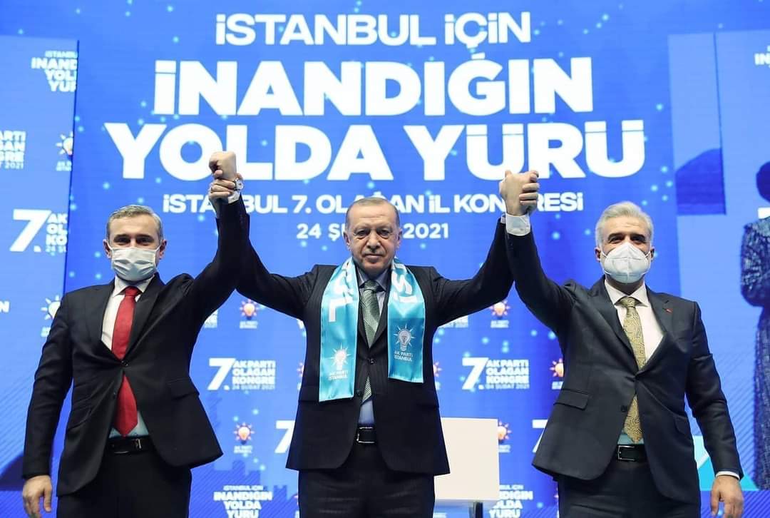 AK Parti İstanbul 7. Olağan İl Kongresinde  Yeni İl Başkanımız Osman Nuri Kabaktepe ve Yönetimini gönülden kutluyorum. İstanbul  şehrimize hayırlı olmasını gönülden diliyorum. 
Allah yar ve yardımcımız olsun. 👏