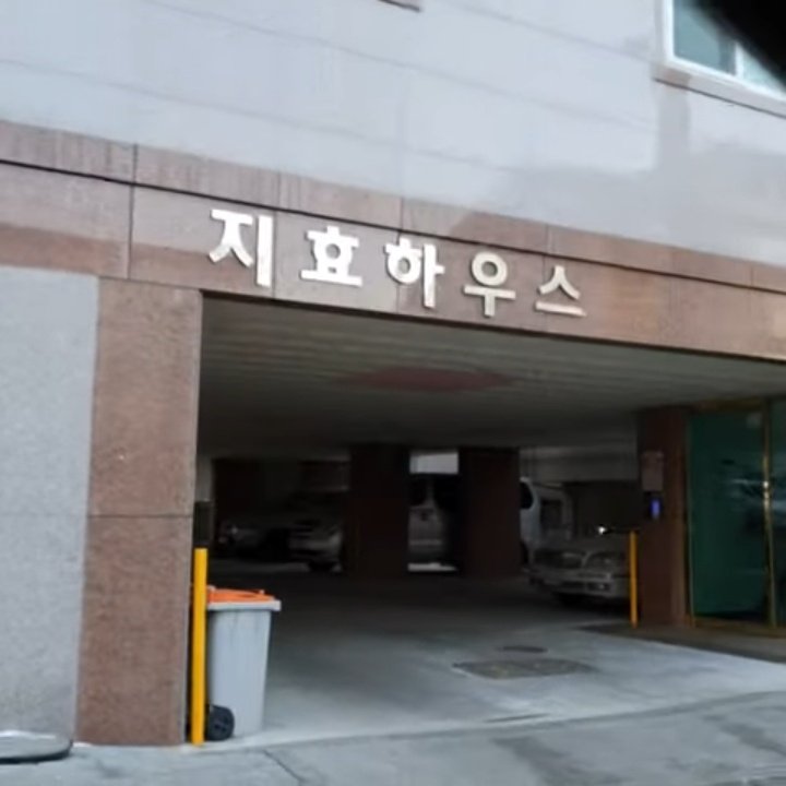 EvAml-jVcAMS5S5?format=jpg&name=900x900