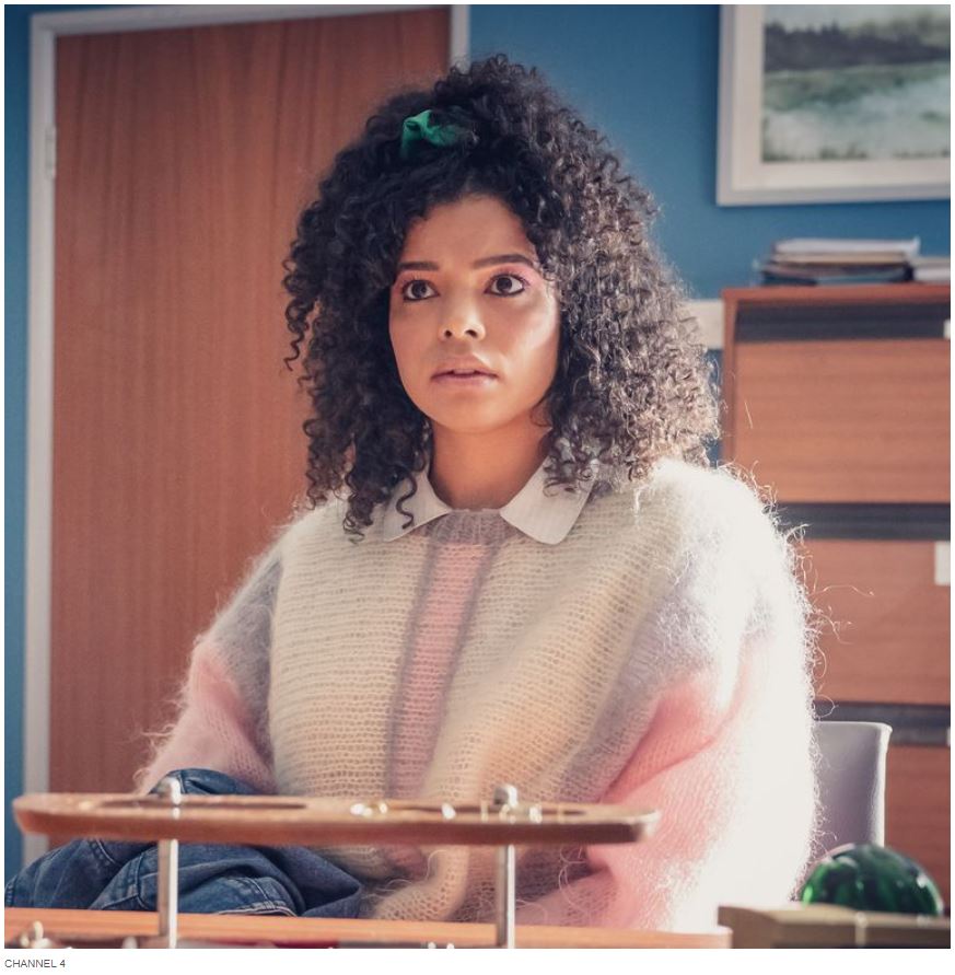 So in love with this character - now done a bit more reading - here's 2 pieces about the woman who inspired Russel T Davies to write the Jill Baxter character: https://t.co/XsiPyxjLNz & https://t.co/rWlfsZXtPK - Also found out there was already a #BeMoreJill hashtag! #ItsASin https://t.co/gkEYRGE244 https://t.co/VzR16xqDuN