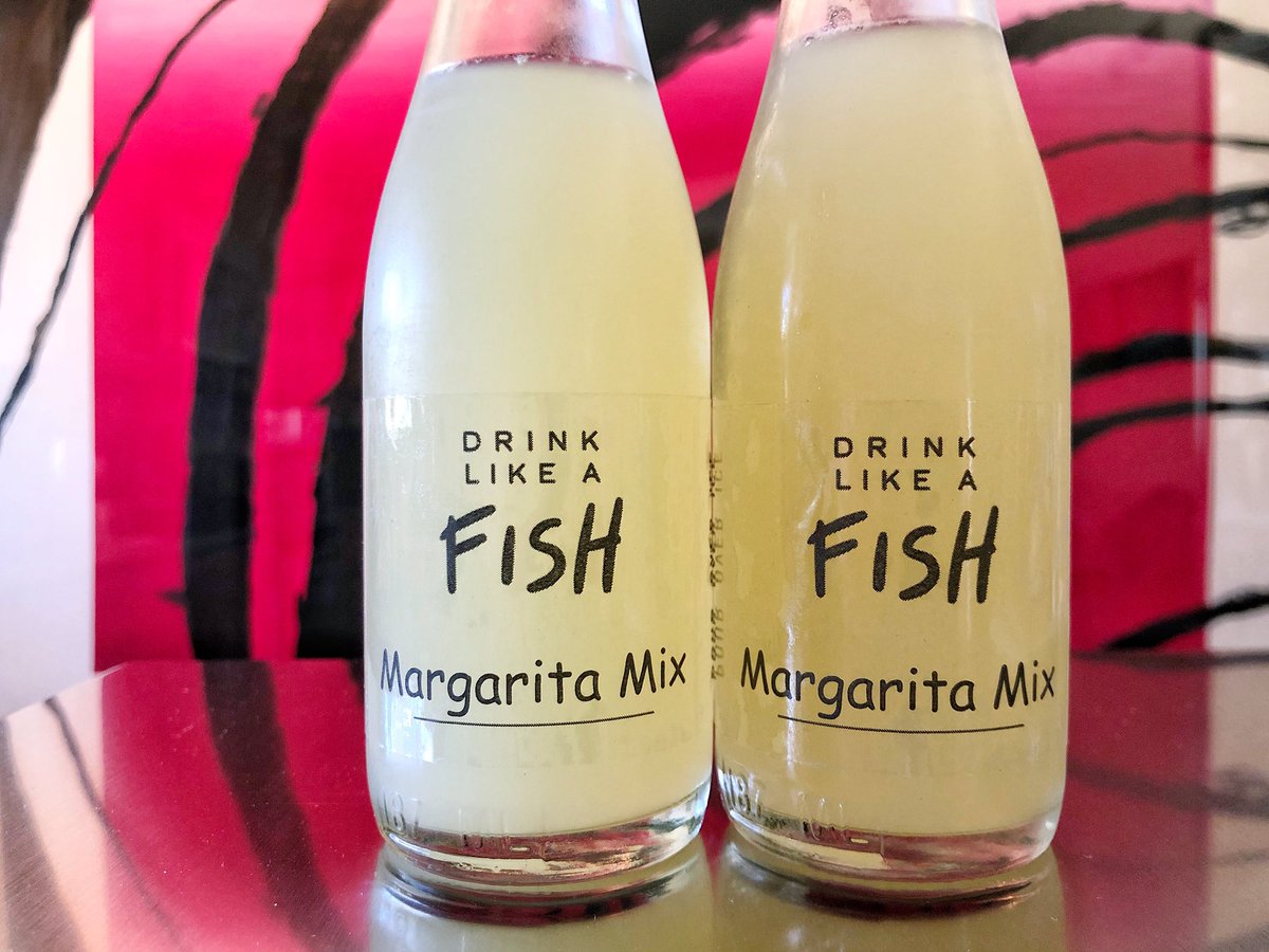 RT <a href="/RonRuggless/">Ron Ruggless ☕️</a>: Drink Like a Fish 🐠 Is there any other way? 
The prep box for chef Rob Eggleston’s online <a href="/seamores/">SEAMORE'S</a> <a href="/goldbelly/">Goldbelly 🚀</a> cooking class just arrived ... with the integral margarita mix. #UnboxingDeservesItsOwnReward

goldbelly.com/seamores-seafo…