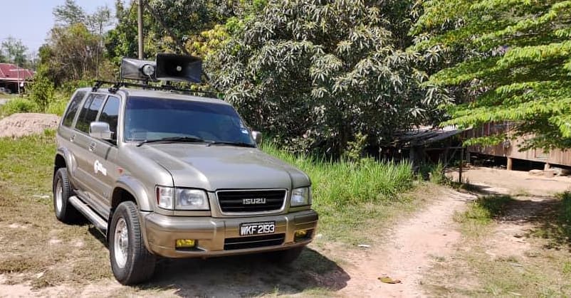 JapenKelantan's tweet photo. Info On Wheels (IOW) Jabatan Penerangan Negeri Kelantan

📍 Gua Musang @PMRGuaMusang_

PARLIMEN P.32 Gua Musang
DUN N.43 Nenggiri

24 Februari 2021 (Rabu)
10:00 pagi

🔹Kg. Lalang
🔹Panggung Lalat
🔹Kg. Lebur
🔹Kg. Kuala Betis
🔹Kg. Jias

@azahar10920255 https://t.co/IPyxWNzKvT
