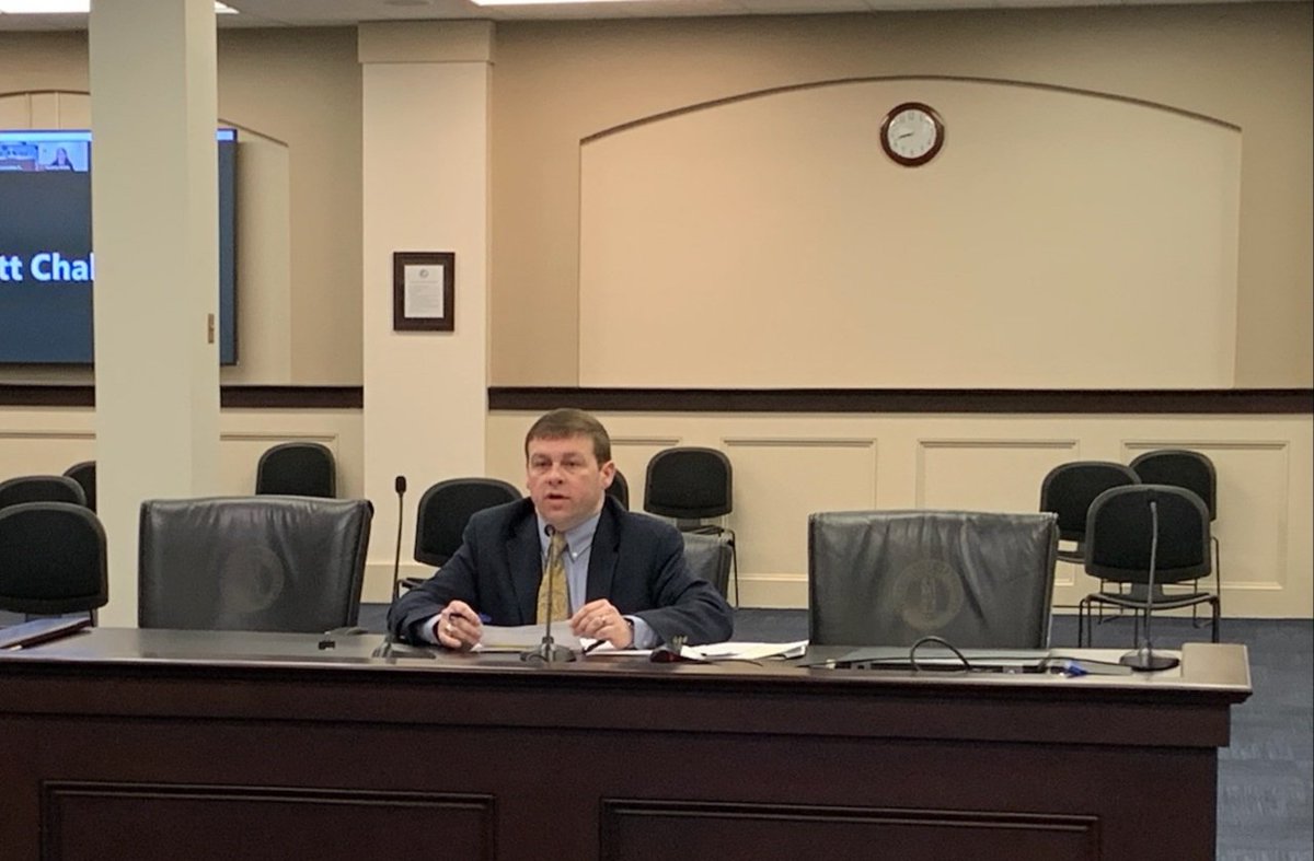 Yesterday, I appreciated the opportunity to speak with the @KYFB Generation Bridge council along w/@KYAgCommish.Today, Honored to spearhead apps.legislature.ky.gov/record/21rs/hr… highlighting & supporting their visionary endeavors in the House Ag. Com.! @KYHouseGOP #KYGA21 #LeadWhereYouStand