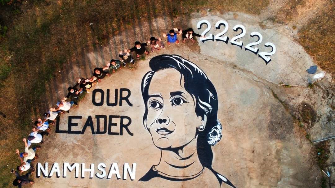 MMie32194105's tweet photo. In 22222 done by NantSan, Palaung Region
#WhatsHappeningInMyanmar
#Feb22Coup https://t.co/sl2pYoCoTl
