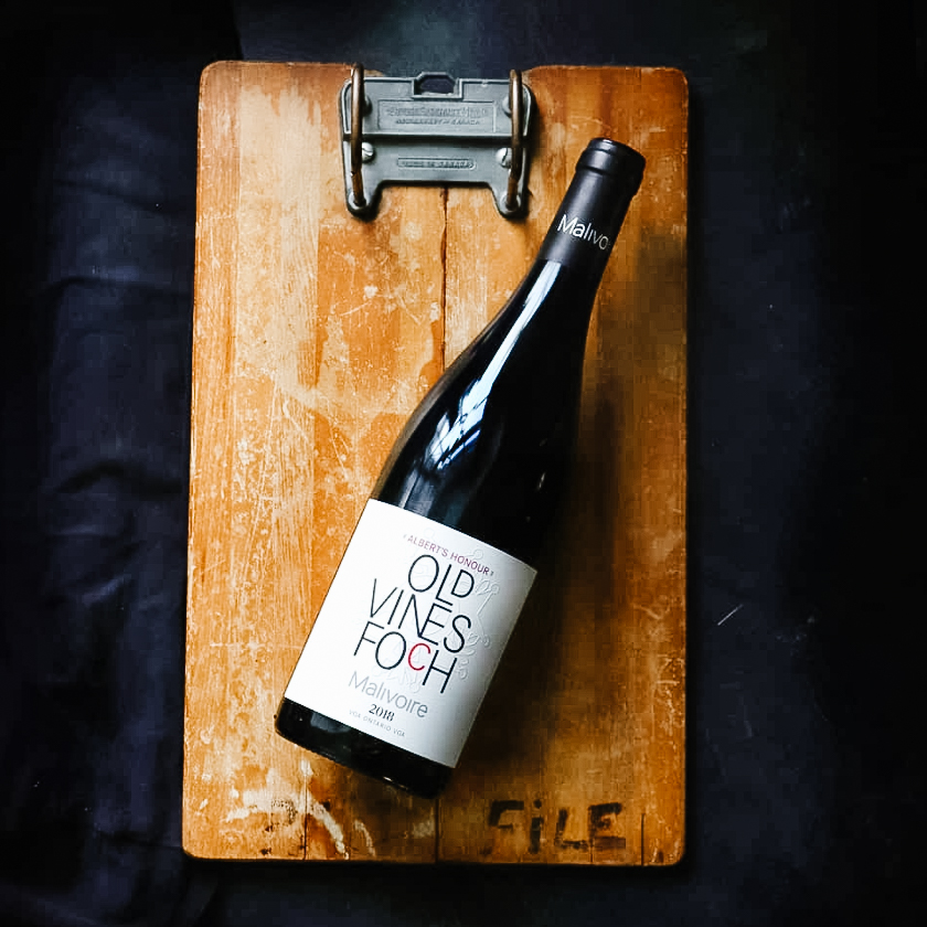 Looking for a  ‘Deep, Dark &amp; Delicious!’ 🍷? Look no further than @malivoire  Old Vines Foch!  Handcrafted from vines more than 30 years old, this wine is sure to impress.
 
#DiscoverSomewhereness #terroir #vineyard #beamsvillebench #wine