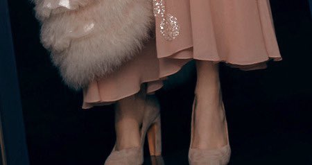 Social_couture_'s tweet photo. Details: Ulyana Sergeenko ss21📍 https://t.co/38zKBu0mx3