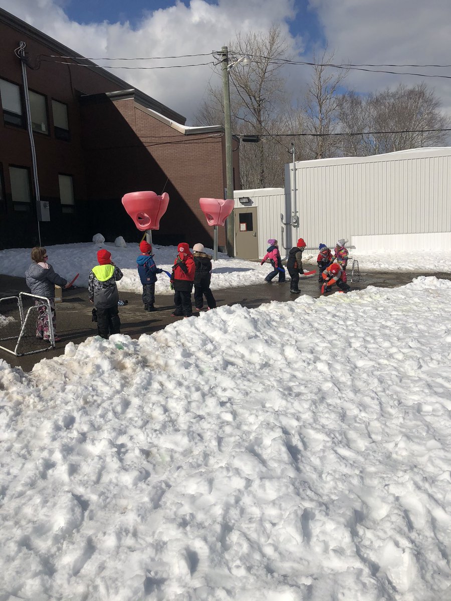 GBPrimaryASDS's tweet photo. Take Me Outside Winter Challenge at GBP!!
#TMOWinterChallenge https://t.co/g8NU64BiTT