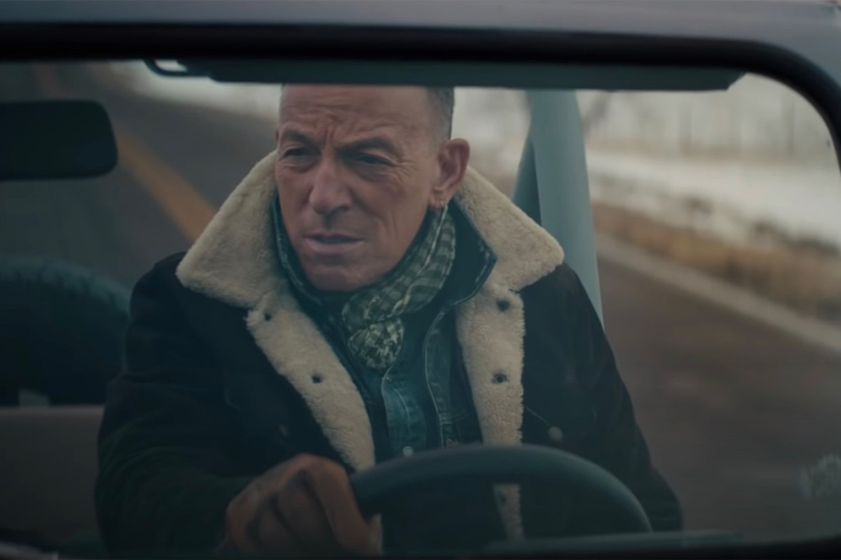 Jeep reinstates Bruce Springsteen Super Bowl ad after DWI charge is dropped