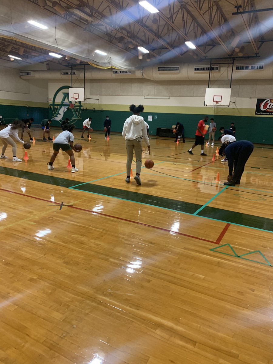 CIAAlbright's tweet photo. We are back like we never left! 😎Enrichment are now classes in session! #Pictionary#Basketball#Enrichment #Warriorclub#CIA#Alief #AfterSchoolProgramsMatter @Team_Ambition1 @HCDE_CASE @AliefISD_CIA https://t.co/GobfytWXiB