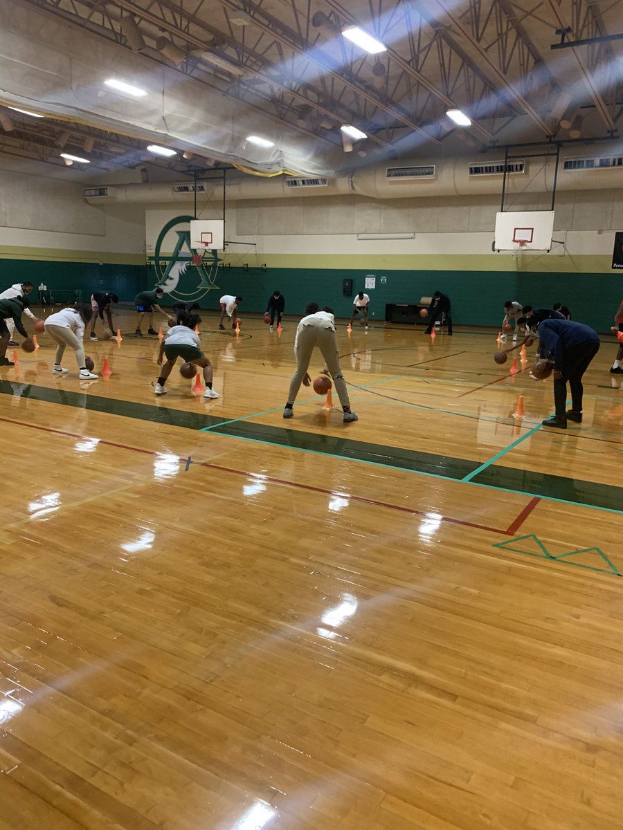 CIAAlbright's tweet photo. We are back like we never left! 😎Enrichment are now classes in session! #Pictionary#Basketball#Enrichment #Warriorclub#CIA#Alief #AfterSchoolProgramsMatter @Team_Ambition1 @HCDE_CASE @AliefISD_CIA https://t.co/GobfytWXiB