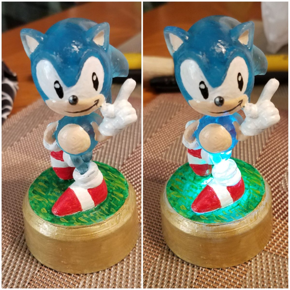 SLA printed classic sonic the hedgehog, with light. I really like this blue resin.
Model: Giovani_motani
Printed/painted by me
#gottagofast #sonic #sanic #sega #gamer #gamergirl #sla #3dprint #maker #miniature #art #model #longer10 #cosplay #cosplayer #resin #classic #thingiverse