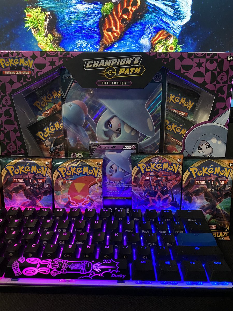 Finally got my hands on some #championspath and #SwordandShield cards today from a local card shop! #Pokemon