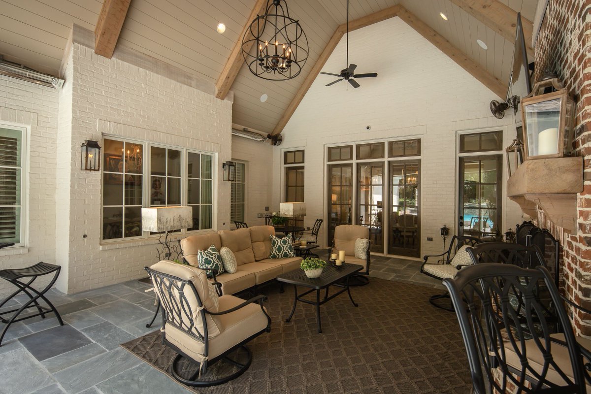 MagnoliaHomes's tweet photo. The weather this week has really had us looking forward to Spring ๐ธ and spending quality time in our outdoor living spaces! Do you have an outdoor living space that you use regularly?
#magnoliahomes #movingtomemphis #movingwithmagnolia #movetocollierville https://t.co/4I7y4AyxkJ