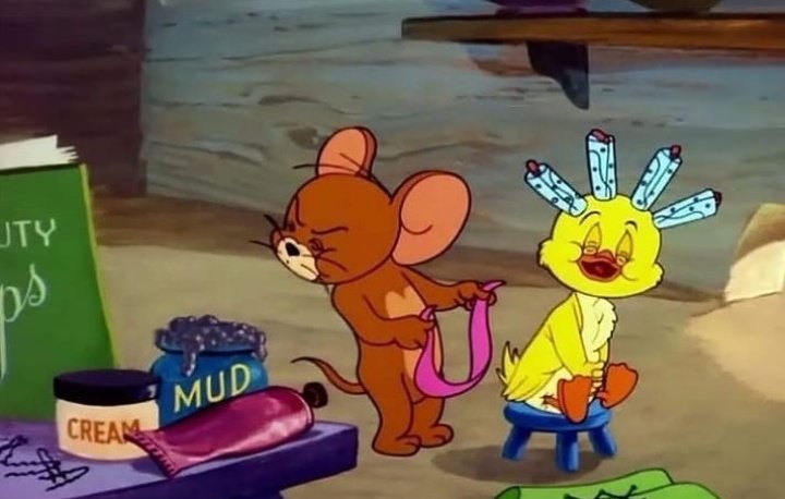 #اليوم_العالمي_للبنات
كل شهر نفس التاق. ـهههههههههه