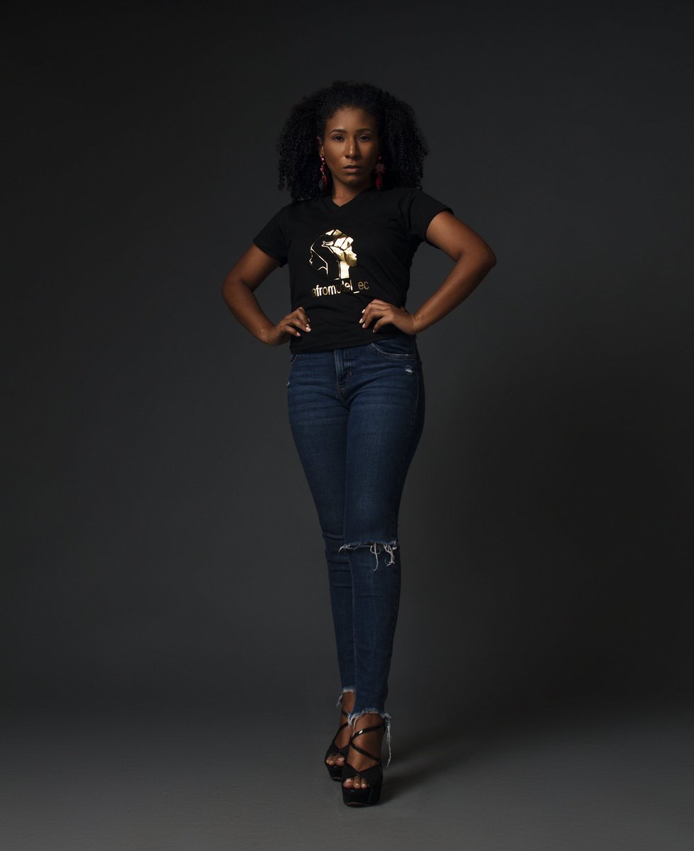 Les invitamos a seguir nuestra cuenta y compartir nuestro contenido 💝💫
#afromodel_ec #blackpower #soyafromodel_ec #model #ecuador #Guayaquil #guayas #nigga #blacklivesmatt #book #vogue