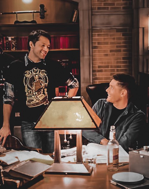 soberdenatural's tweet photo. Jensen Ackles                Jensen Ackles
&amp; Danneel Ackles          &amp; Misha Collins https://t.co/PJQkAjcpC5