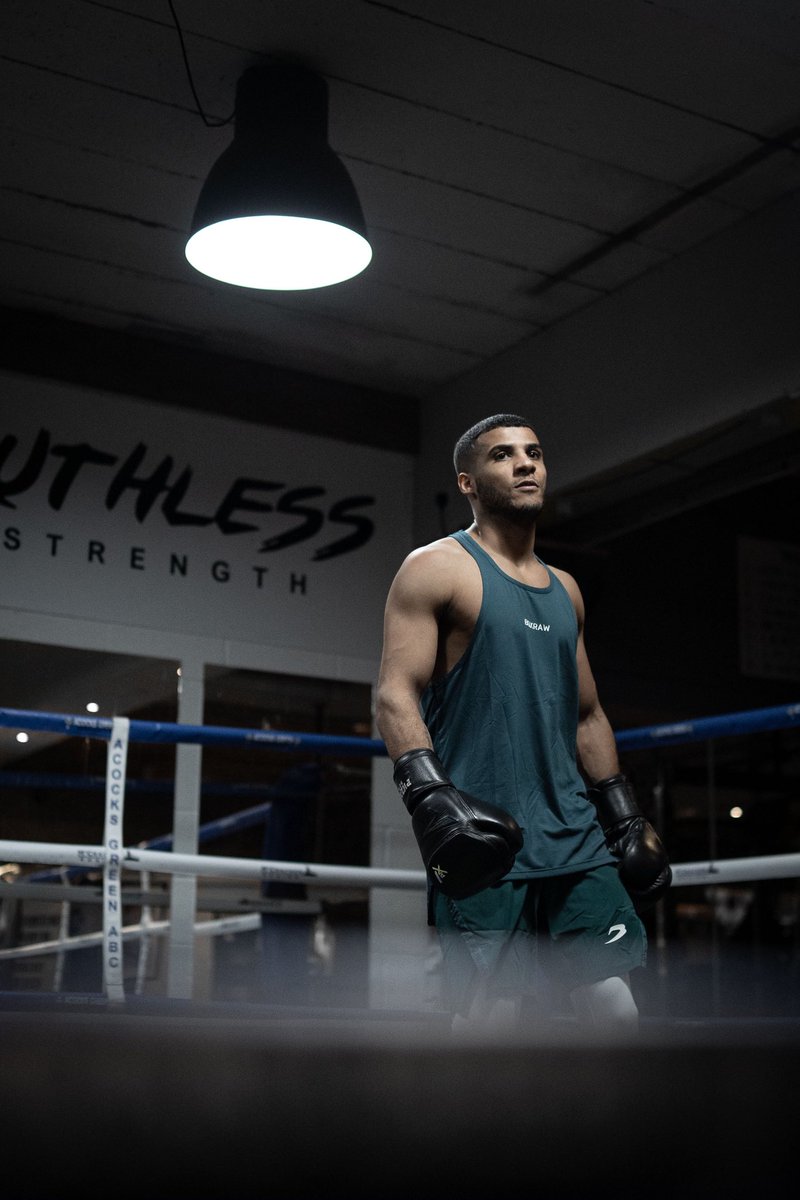 Gamal_yafai's tweet photo. Nothing Worth Having Comes Easy 📈🥊👑 @boxraw
#matchroom #boxinglife #boxing #skysportsboxing #bowraw #dazn #teamyafai #thebeast #gbboxing #power #ko #knockout #explorepage #levels. https://t.co/GfKVjyk0oU