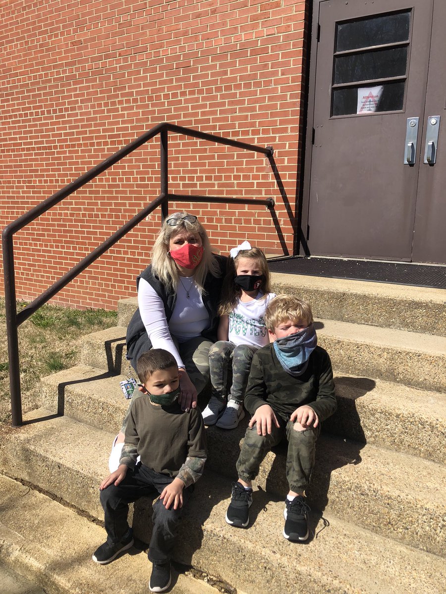 We had a ‘Twinsie’ day in PreK!!