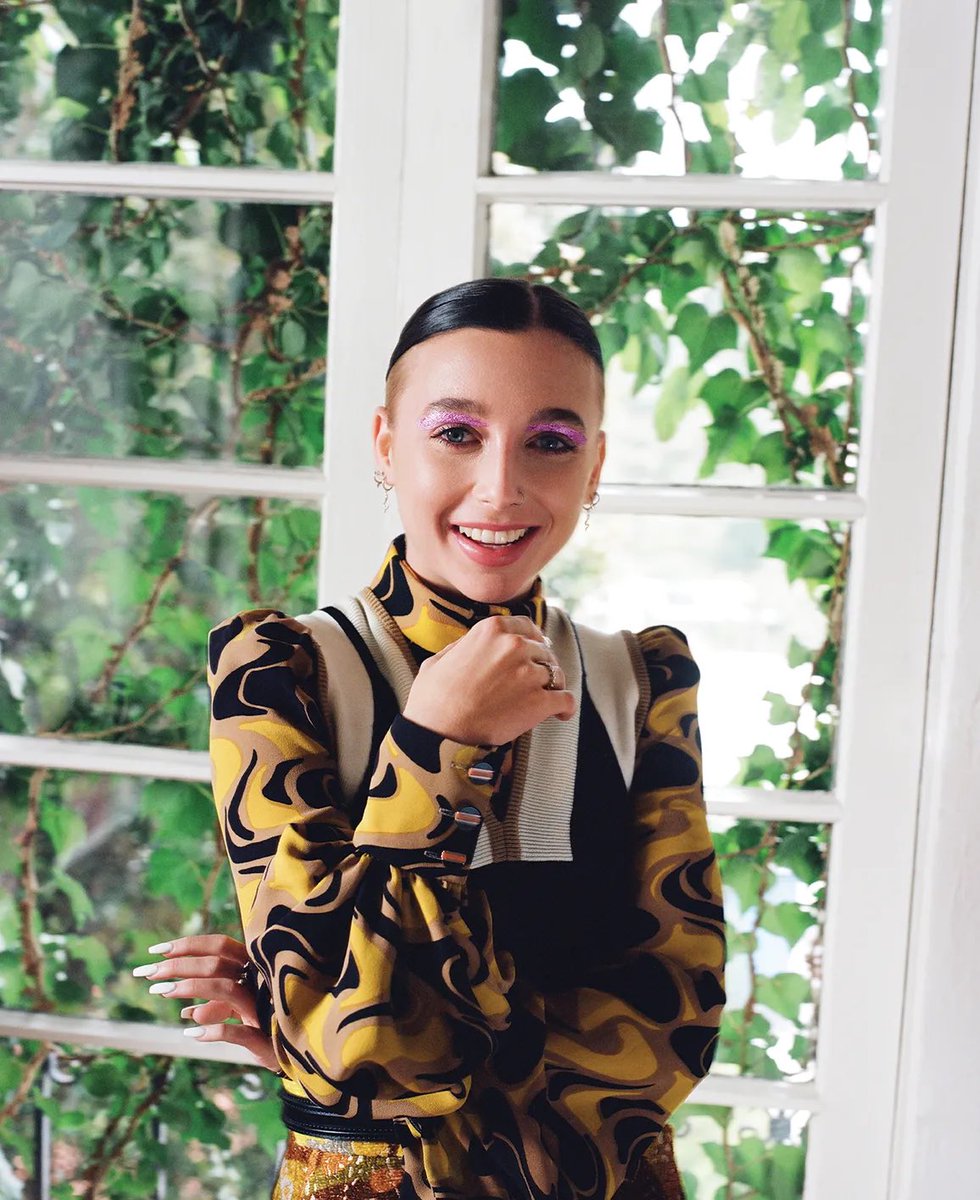 emmamoodboards's tweet photo. emma chamberlain in louis vuitton for her allure may 2020 cover https://t.co/kaEoHXeKcP