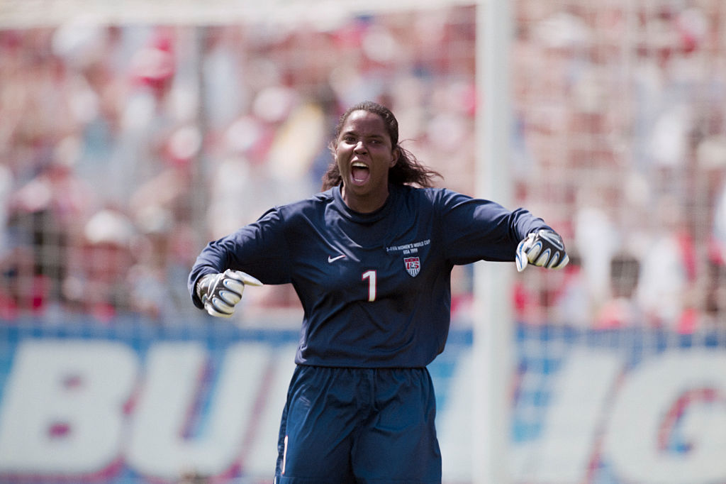andscape's tweet image. Today we celebrate soccer trailblazer Briana Scurry.

Scurry is a two-time Olympic gold medalist and won a World Cup with the U.S. women's national team. 

In 2017, she became the first female goalkeeper and first Black woman elected to the @soccerhof.

#BlackHistoryAlways