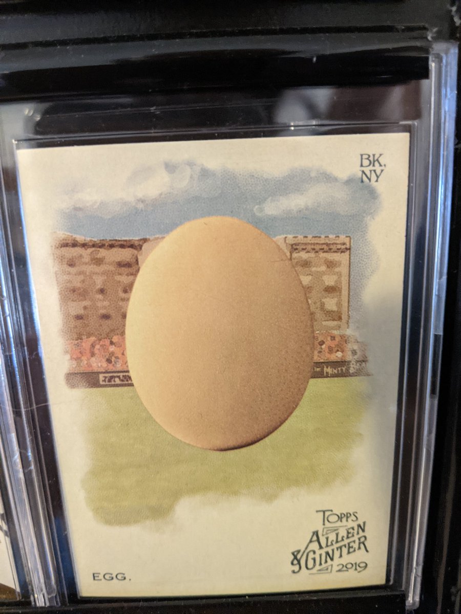 DynastySnob's tweet photo. @eBay I love my egg card! #eggcard #nationaltradingcardday #wsb #eggtomoon #topps #allenginter #ginteregg #eggsup https://t.co/Eb1zy9mWwO