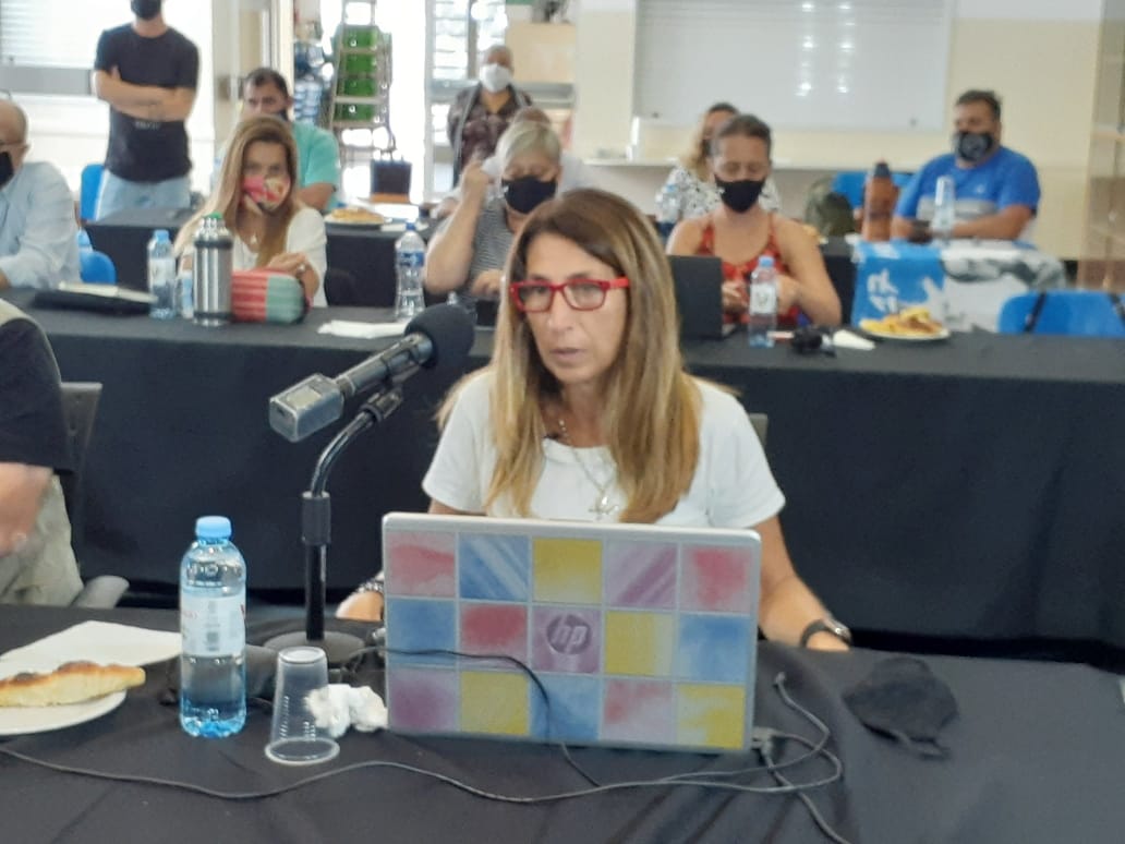 21FRegionCap's tweet photo. REGIÓN CAPITAL PRESENTE EN EL 7° CONGRESO NACIONAL DE LA 21F
En el encuentro los referentes debatieron sobre diversas iniciativas propuestas por el Comité Federal y las regionales. 
Encontré aquí todas las mociones aprobadas: https://t.co/zWsBIo7ZJg https://t.co/kZwJocdock