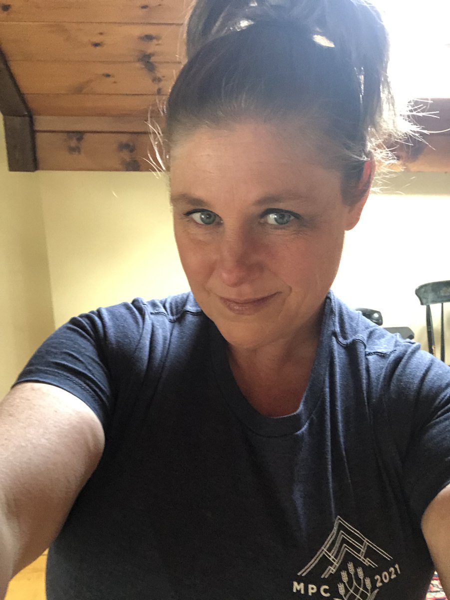 ElissaIvy's tweet photo. This arrived today!  I’m a first time Peaker, but I’m already seeing great results. Love the program! Thank you MPC!  @MyPeakChallenge @SamHeughan https://t.co/cy9bdFvksc