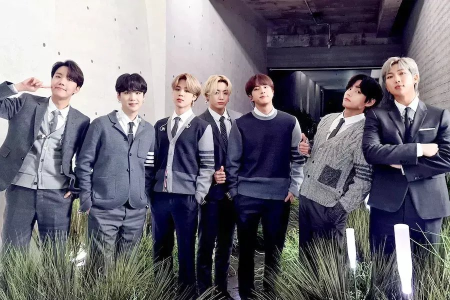 #Coldplay muestra amor por el hermoso cover de #BTS de “Fix You”
soompi.com/es/article/492…