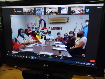 #24Feb Desde <a href="/PueblosEnUnidad/">PueblosEnUnidad</a> Capítulo: Movimiento por la Paz y la Vida. "Somos parte importante de la Ciudades Comunales", expresó @vargas_Mimou. 
#UniónRevolucionaria  
<a href="/FunMovPazYVida1/">Fundación Movimiento por la Paz y la Vida</a> 
<a href="/vargas_mimou/">Alexander Mimou Vargas</a> 
<a href="/Miguelangel_gch/">Miguel González</a> 
<a href="/Educacionlara/">Educación Lara</a> 
<a href="/AdolfoP_Oficial/">Adolfo Pereira Gobernador</a> 
<a href="/teresalinarezps/">Teresa Linarez PSUV</a>