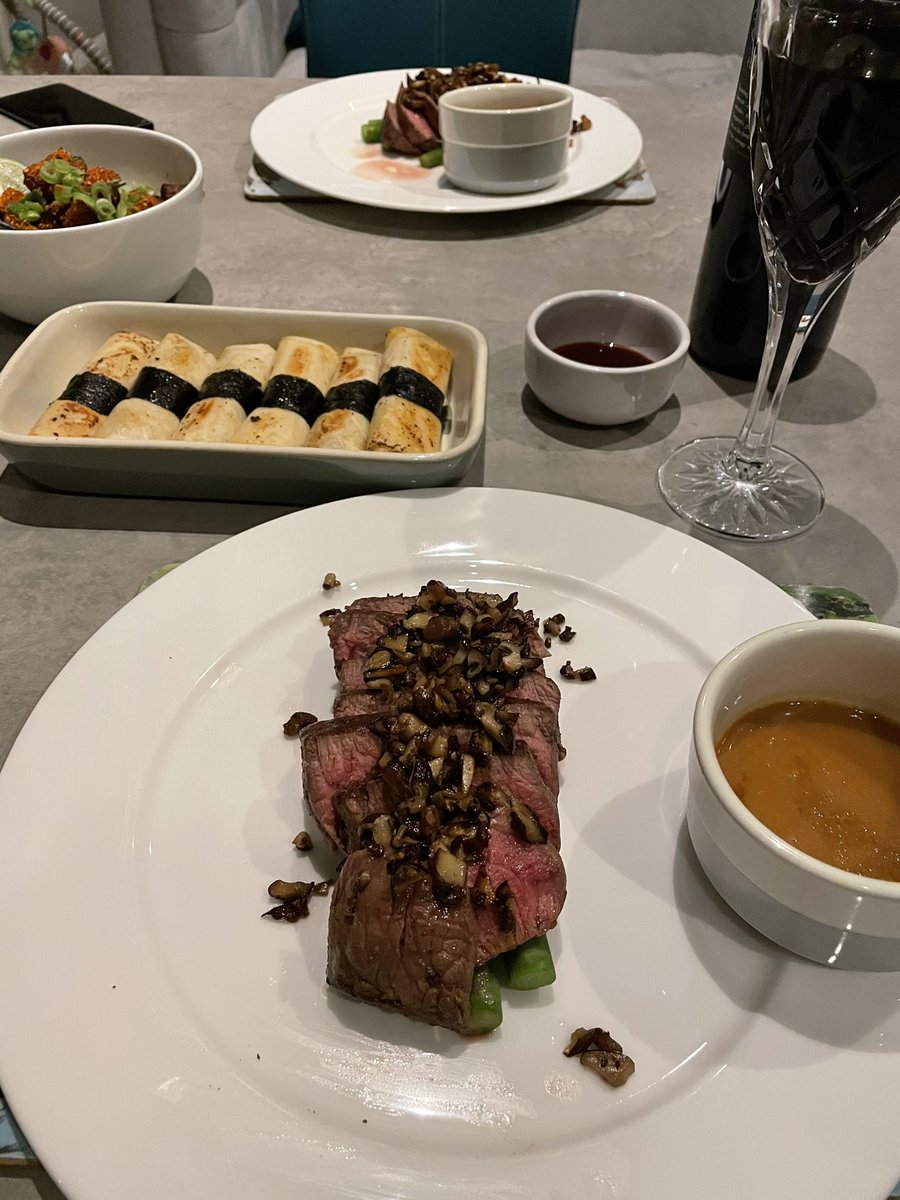 Stevemb2007's tweet photo. Wednesday treat! Thanks @TattuRestaurant https://t.co/l0bczruelu