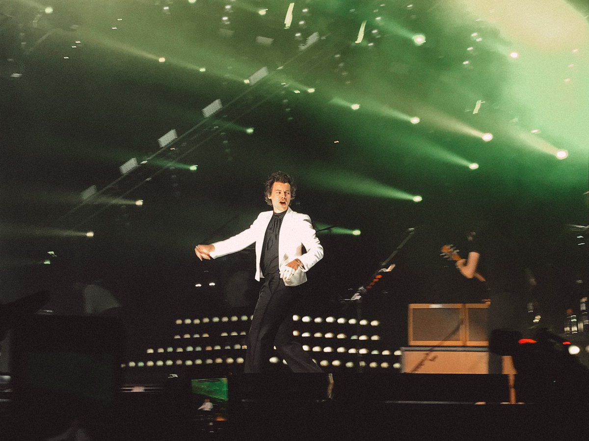 ellpaphoto's tweet photo. Harry Styles. June 15th 2018. Philadelphia. https://t.co/QgkTSy6G1q