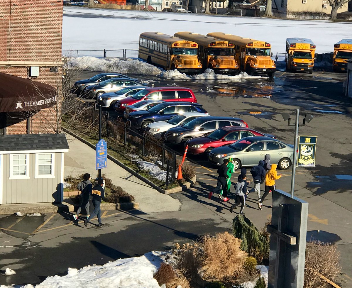 MountToday's tweet photo. Our track team is taking advantage of the warmer temperatures to get some outdoor practice in. 🏃♂️#AfterTheBell #OpenToEducate #TheMount #AllBoys #Grades6through12 #22Acres #TheBronx https://t.co/8fX37xYehd