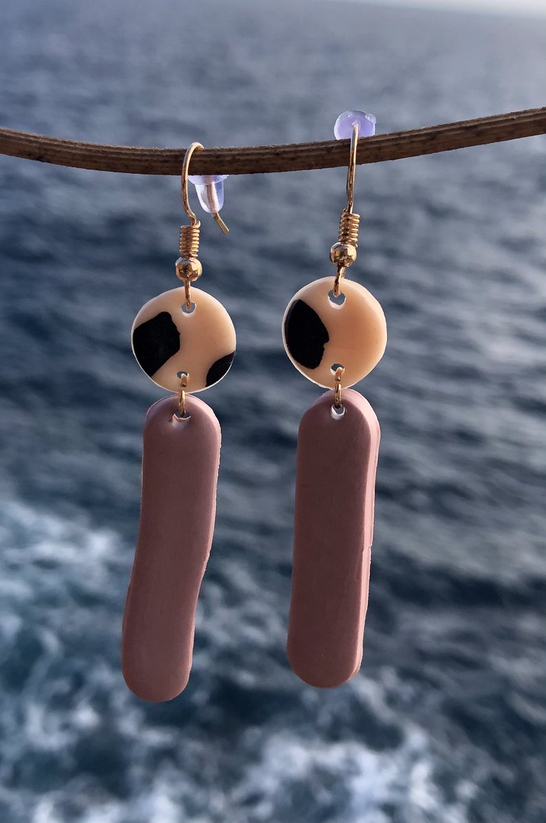 Holaa!! He creat una marca “MAIONA” d’arracades i altres peces fetes a mà.
Encàrrecs per md.

instagram.com/maiona___?igsh…

Agraïria difusió! 
Moltes gràcies!!🌊