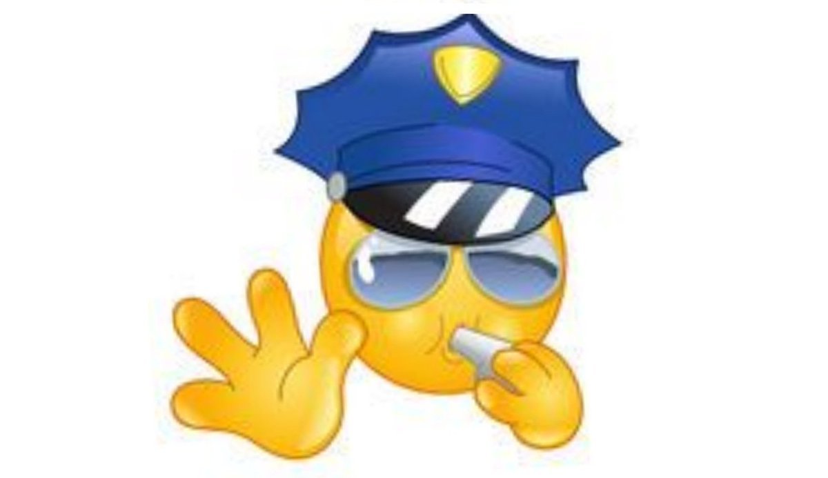 MemesUnificado's tweet photo. Aluno entra com calça azul claro na escola, cordenadora: https://t.co/kTuZlRL7NU