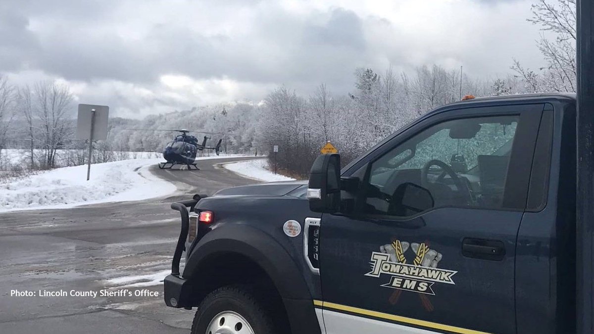 Lincoln County Sheriff’s Office responded to a crash earlier today in the Town of Rock Falls. Tomahawk EMS & Fire met the Ascension Spirit Helicopter at WIS 107 and County E to transport a patient. We are grateful for our partners in public safety - on the ground and in the air. https://t.co/Q8AruAL2x8
