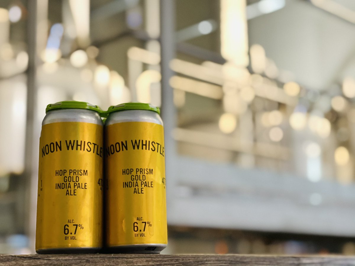 noonwhistlebrew's tweet photo. Treat your mid week blues with a Hop Prism Gold! 
 
This IPA is bright, clean, crisp and DANK! Loaded with Nelson Sauvin hops, this beer is sure to entice your inner hophead.

#dankipa #wednesdaybeer #midweekmotivation https://t.co/B2vMkfpBqy