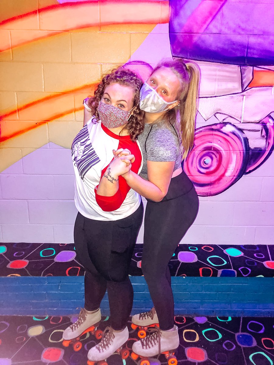 MercerAlphaGam's tweet photo. Mercer: There will be no classes on Tuesday. 
Alpha Gam: Let’s skate!! 🛼

Thanks to our Director of Special Events, Claire for such an amazing Skate and Date event last night! ✨🕺🏼 #sisterhood #lovingleadinglasting https://t.co/huYjYKrvhw