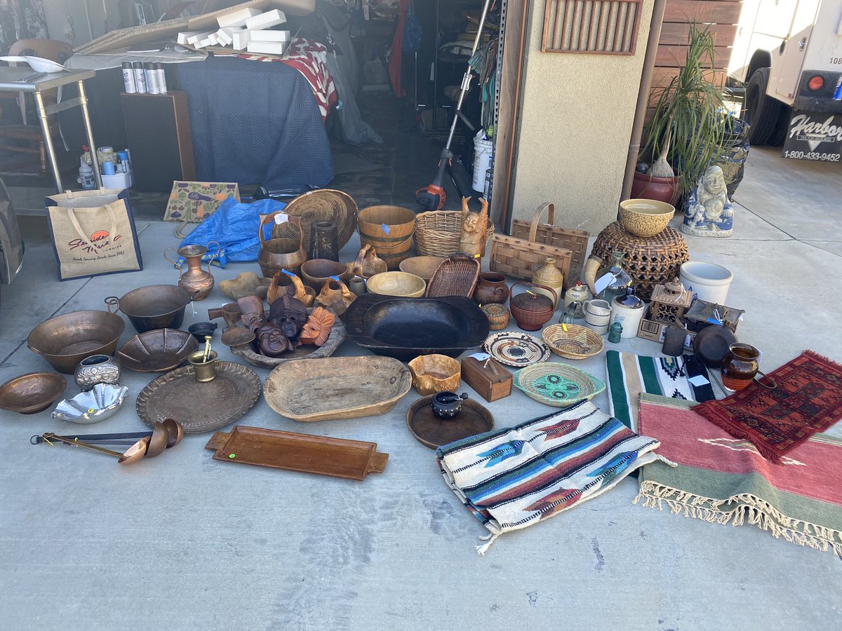 cailasilvaa's tweet photo. So close to being able to publish what I’ve been working on, but here’s a sneak peak from one of my hauls 🤩 https://t.co/J3zEe47I3S