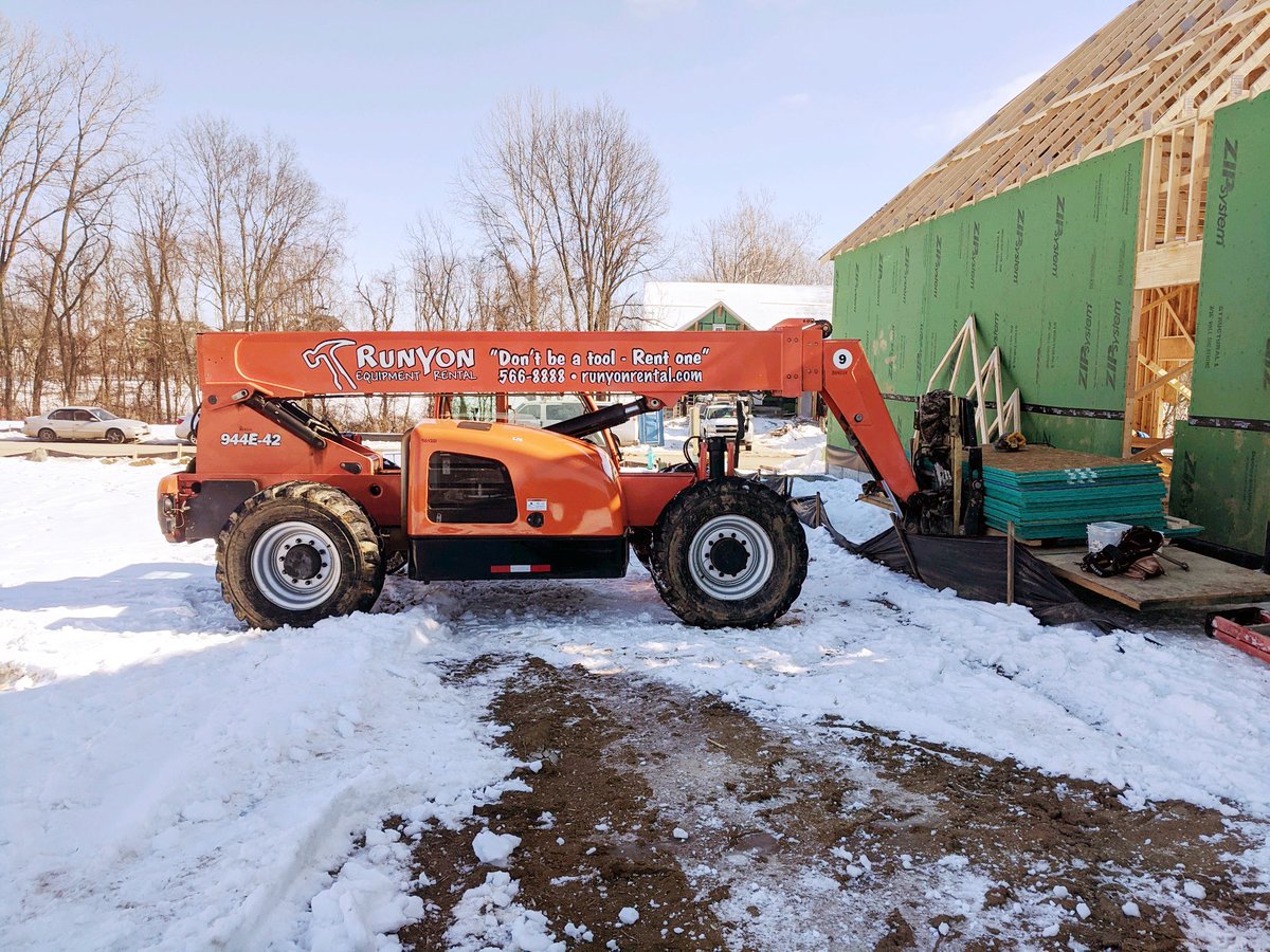 runyonrental's tweet photo. Nice evening today in Carmel Indiana! We are getting excited for the warmer weather to come along bringing new projects using our rental services!

#Indiana #rental #construction #DIY #runyonequipmentrental https://t.co/GSgPsfDXBU