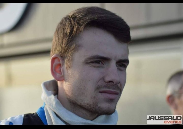 JeremMauguin's tweet photo. Après une 1ère victoire à LAVAL !
• Seconde manche à domicile prévue ce samedi 27 février à 10h
• Voici le live timing pour suivre les courses en direct : https://t.co/5b7GCzUcpy
https://t.co/wvYfXkzby7
https://t.co/o5yETzDoWZ
https://t.co/0NYKW34ai1
Merci à mes Partenaires https://t.co/2noUAlIkKJ