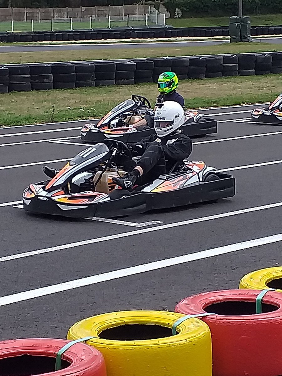 JeremMauguin's tweet photo. Après une 1ère victoire à LAVAL !
• Seconde manche à domicile prévue ce samedi 27 février à 10h
• Voici le live timing pour suivre les courses en direct : https://t.co/5b7GCzUcpy
https://t.co/wvYfXkzby7
https://t.co/o5yETzDoWZ
https://t.co/0NYKW34ai1
Merci à mes Partenaires https://t.co/2noUAlIkKJ