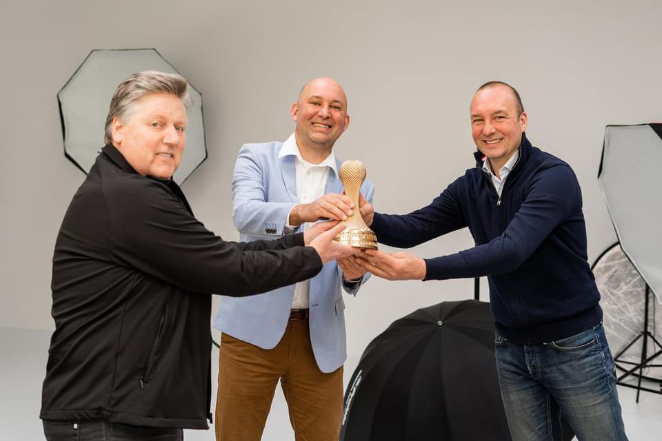 Company Business Award 2020! #Trots #🥳
